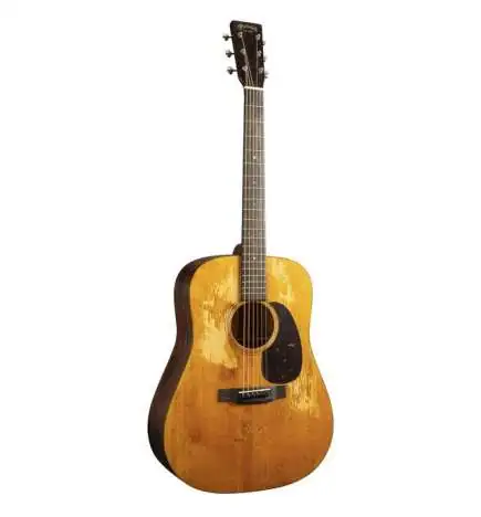 Martin Guitars D-18 Street Legend