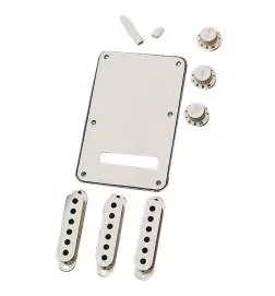 Fender Stratocaster Accessory Kit