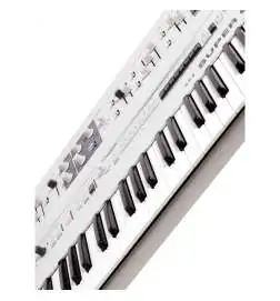 UDO Audio Super 6 White Special Edition Synth