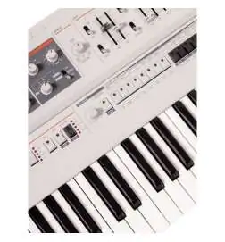 UDO Audio Super 6 White Special Edition Synth