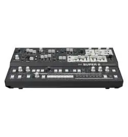 UDO Audio Super 6 Desktop Black LTD Synth