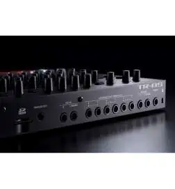 Roland TR-8S Drum machine