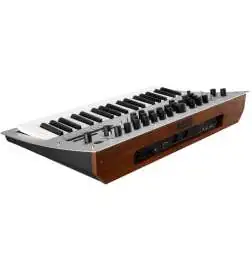 Korg minilogue Synthesizer