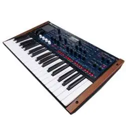 Korg multi poly synthesizer