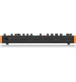 Behringer Poly D
