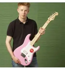 Squier Sonic Stratocaster HT H MN Flash Pink