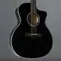 Taylor 214ce-BLK Plus Taylor 214ce-BLK Plus