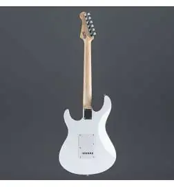 Yamaha Pacifica 012 White