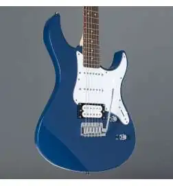 Yamaha Pacifica 112V RL United Blue