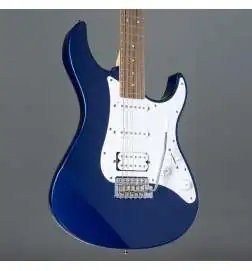 Yamaha PAC012 Pacifica (Blue)