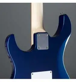 Yamaha PAC012 Pacifica (Blue)