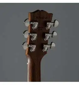 Gibson J-45 Studio Walnut Satin Natural