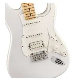 Fender Juanes Stratocaster MN Luna White