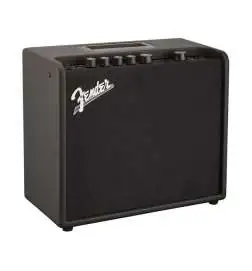 Fender Mustang LT25 Combo