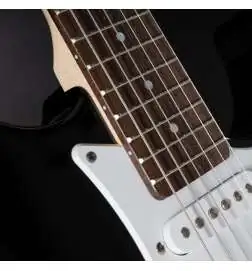 Yamaha Pacifica 012 negro