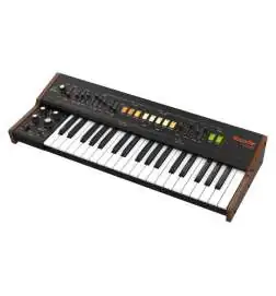 Behringer VC340 Synthesizer