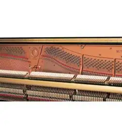 Yamaha SU7 Piano
