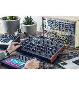 Novation Peak