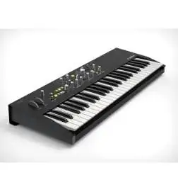 Waldorf STVC Synthesizer