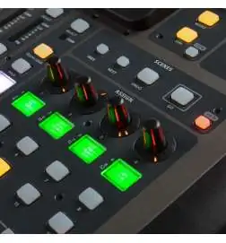 Behringer X32