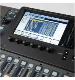 Behringer X32
