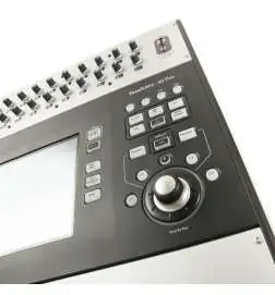 QSC TouchMix-30 PRO