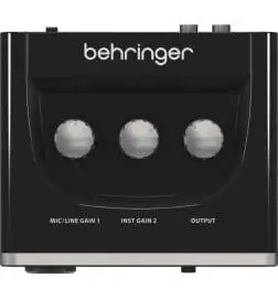 Behringer U-Phoria UM2 Interfaccia audio