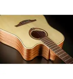 LAG Guitars Tramontane T70DCE-NAT