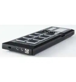 AKAI Professional MPX8 Sampler