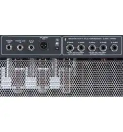 Ampeg V4-B Head