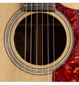 Guild D-150CE NT