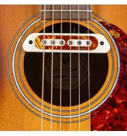 Guild M-240E Troubadour