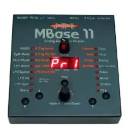 Jomox MBase 11 Drumsynthesizer Synth