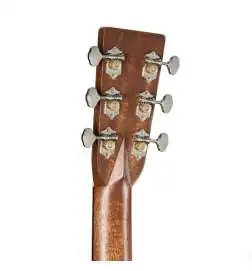 Martin Guitars D-28 New