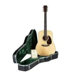 Martin Guitars D-28 New