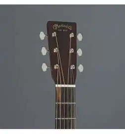 Martin Guitars D-18 Sunburst