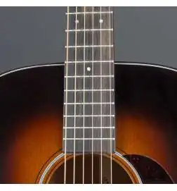 Martin Guitars D-18 Sunburst