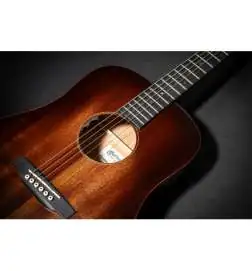 Martin Guitars DJR-E StreetMaster