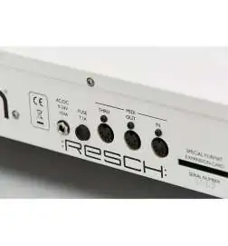 Mellotron M4000D Mini Synthesizer