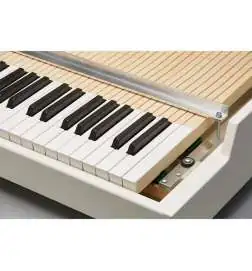 Mellotron M4000D Synthesizer