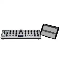 Modal Electronics Carbon8M Synthesizer