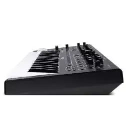 Moog Messenger