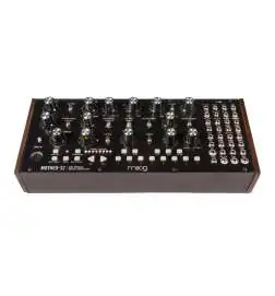 Moog Mother-32