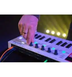 Arturia KeyStep Pro Sequenzer MIDI Controller