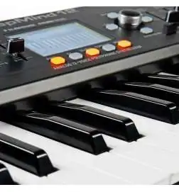 Behringer DeepMind 12