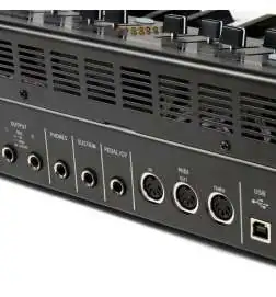 Behringer DeepMind 12