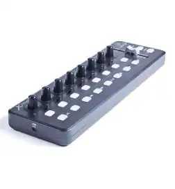 Behringer X Touch Mini Controlador DAW