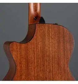 Taylor 322ce
