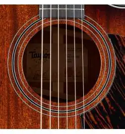 Taylor 322ce