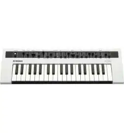 Yamaha Reface CS Synthesizer